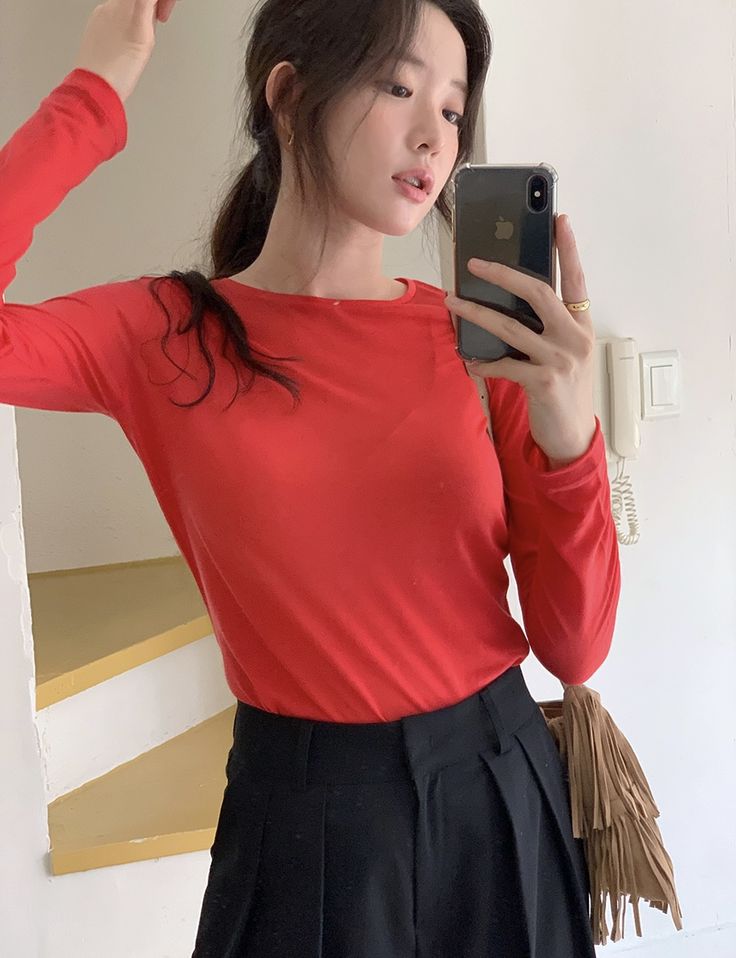 Την 6η ημέρα του Τετ, τα 12 ζώα του ζωδιακού κύκλου θα πρέπει να φορούν αυτά τα χρώματα για να έχουν μια καλή νέα χρονιά. Mùng 6 Tết đi làm lại, 12 con giáp nên mặc những màu này để năm mới