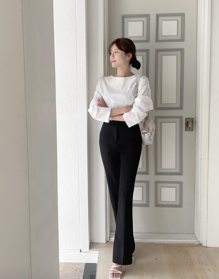Những cách phối đồ với quần đen - Ảnh 5. Những cách phối đồ với quần đen - Ảnh 5.