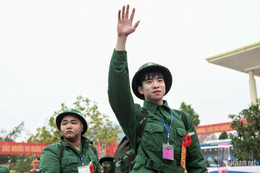 giao quan 12 43585.jpg