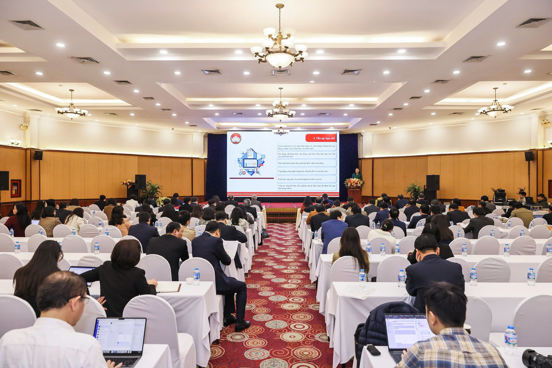 সম্মেলনের দৃশ্য।