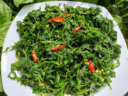 ប្រហិតចៀនជាមួយខ្ទឹមស My Loc.jpg