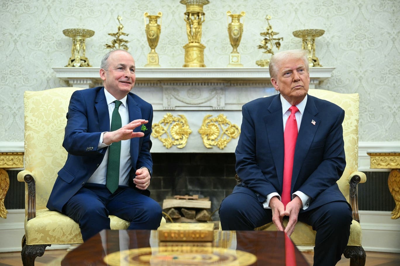 President Trump förvandlar Vita huset och förgyller Ovala rummet - 5 Tổng thống Trump lột xác Nhà Trắng, dát vàng phòng Bầu dục - 5