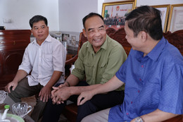 Falufőnök - Le Anh Dung A58I3560.jpg